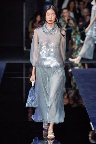 Look 54